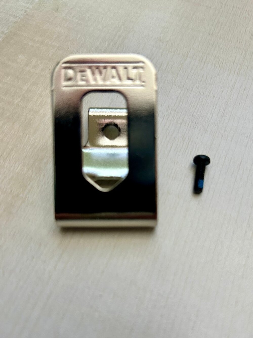 8241 DEWALT Belt Clip 1-ct N268241 N169778 EOM **NEW**